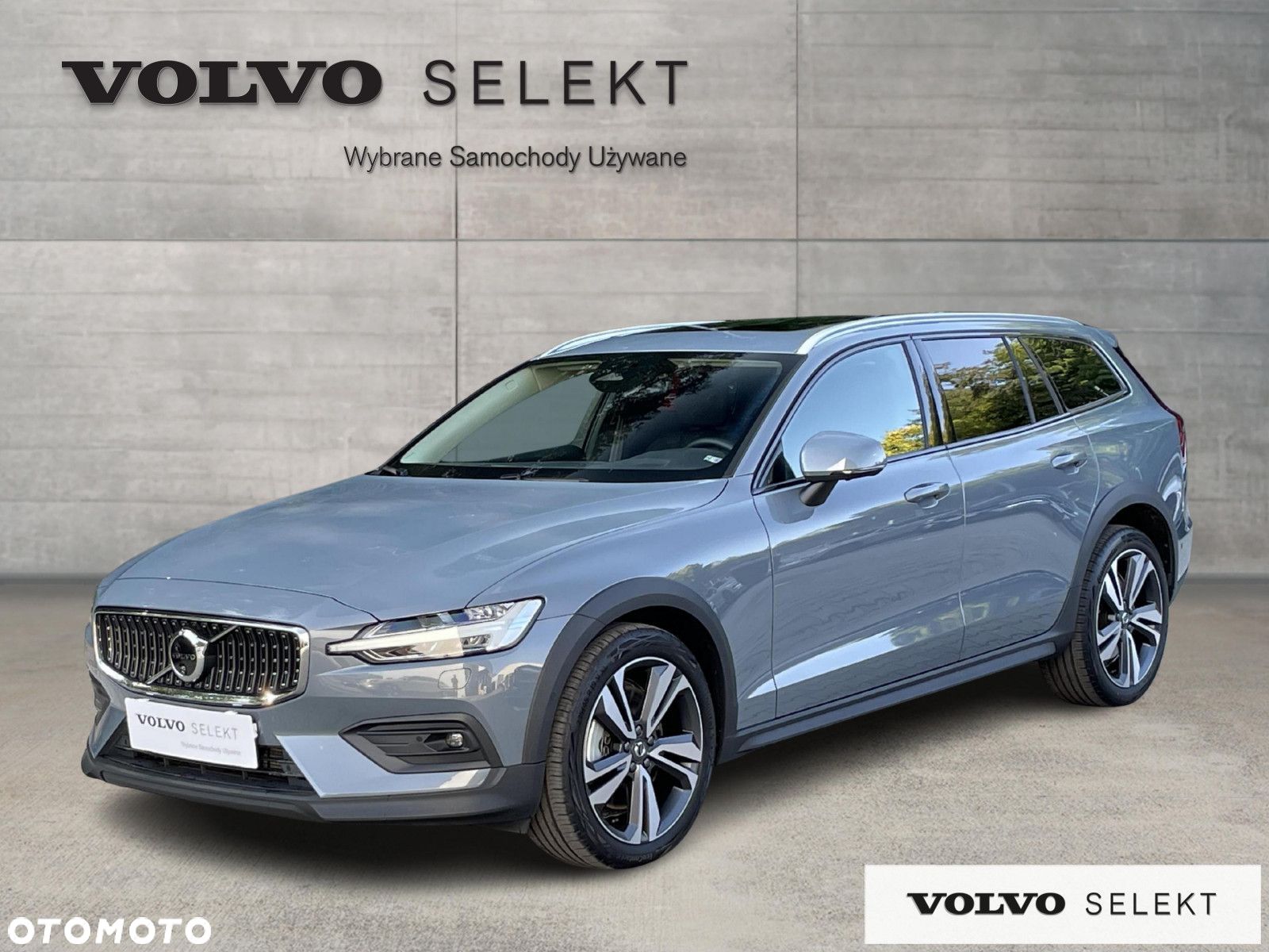 Volvo V60 Cross Country - 1