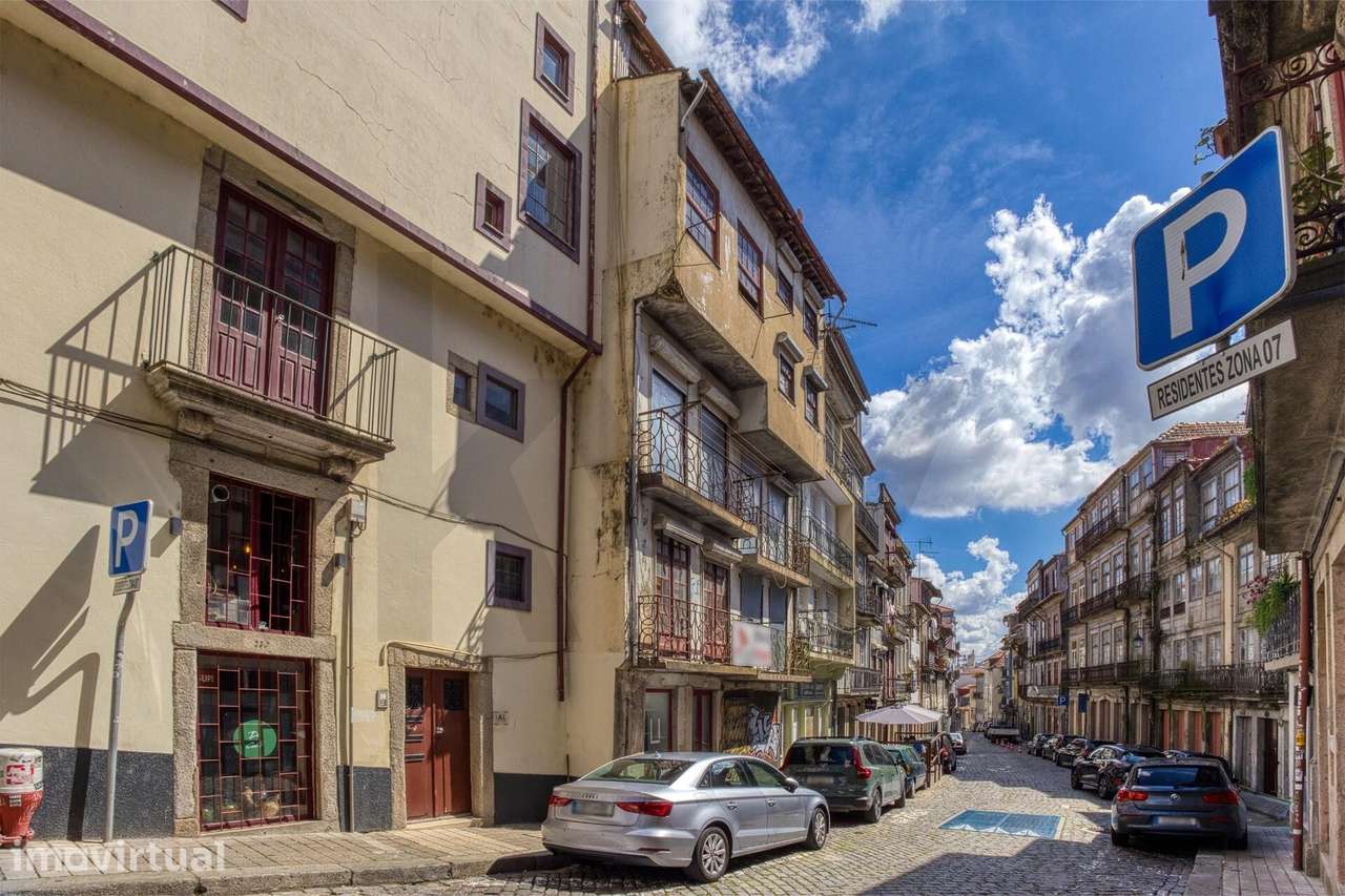 PRÉDIO PARA REABILITAÇÃO TOTAL– RUA DOS CALDEIREIROS, PORTO - Grande imagem: 5/21