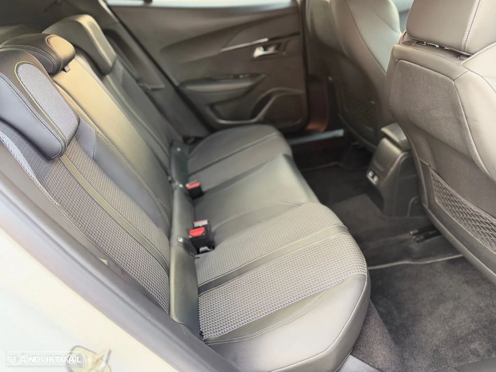 Peugeot 2008 PureTech 130 GT Pack - 13