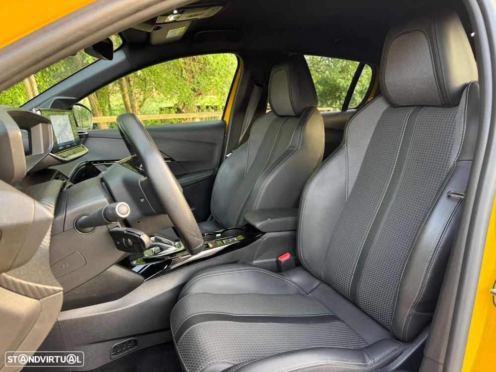 Peugeot e-208 50 kWh GT Line - 31