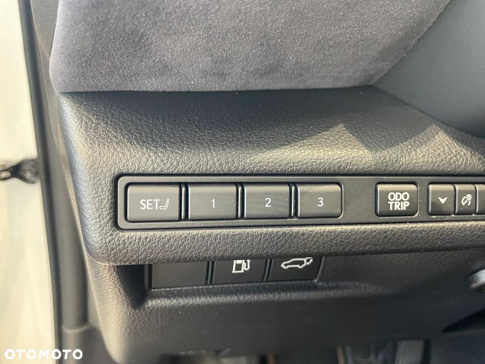 Lexus LBX 1.5 Hybrid Cool - 13