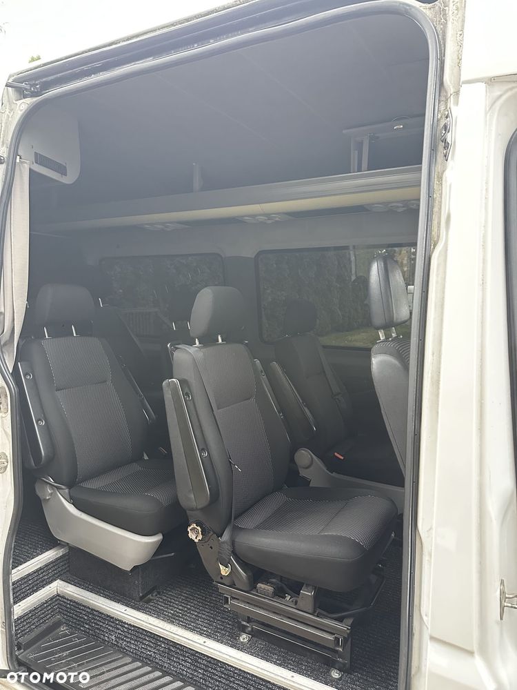 Mercedes-Benz Sprinter - 3