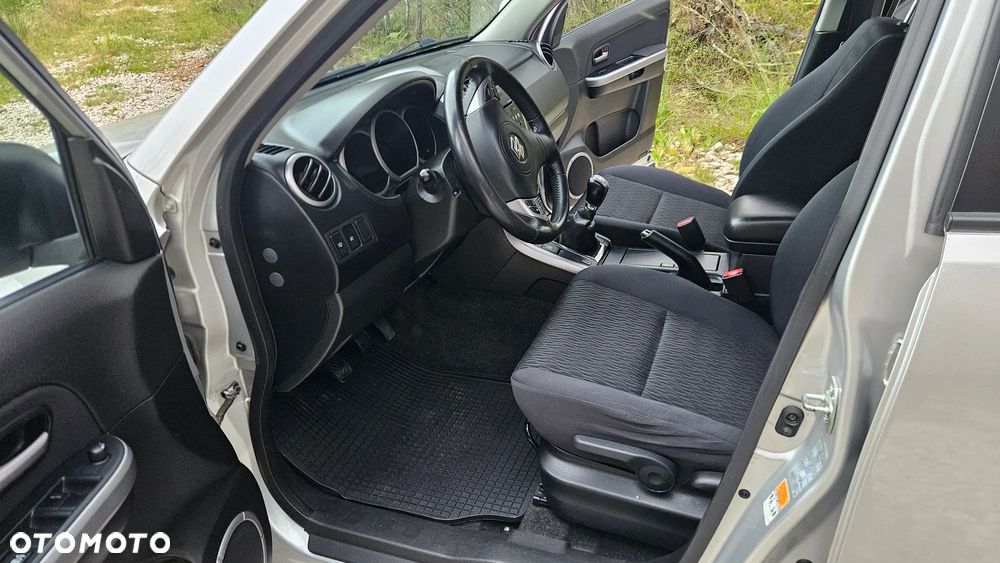 Suzuki Grand Vitara 2.4 Premium EU5 - 18