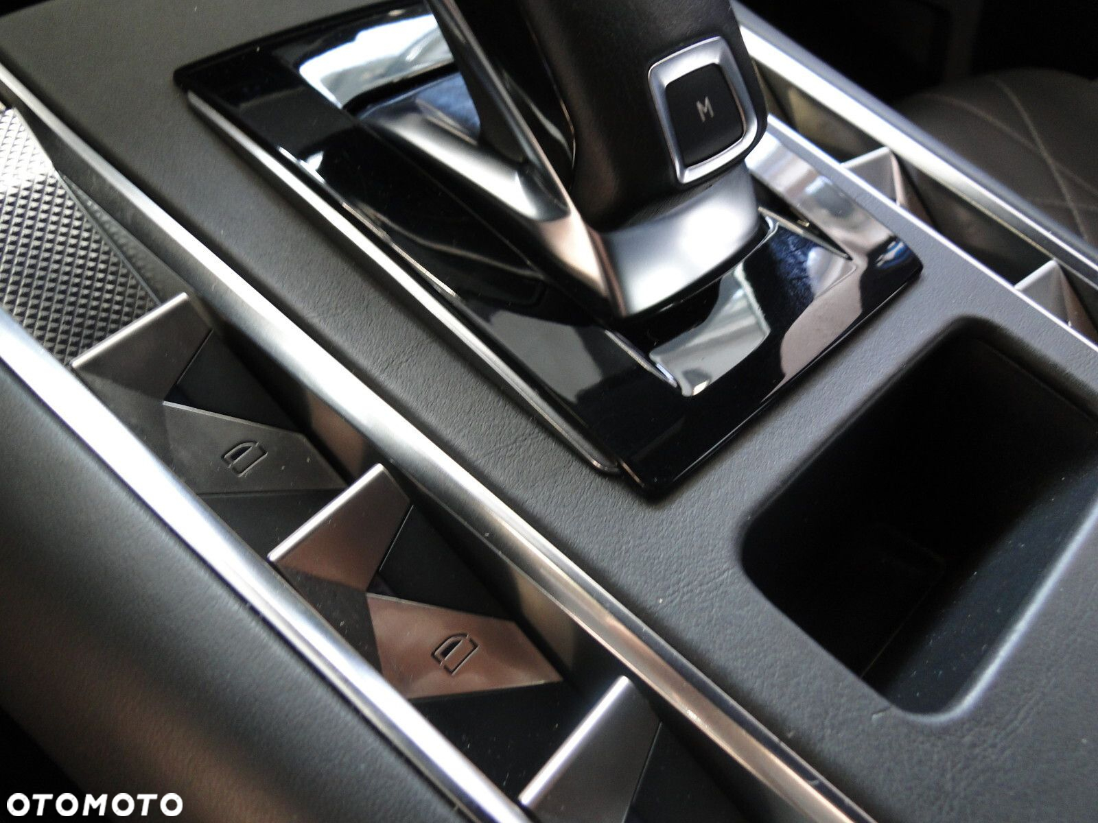 DS Automobiles DS 7 Crossback - 30