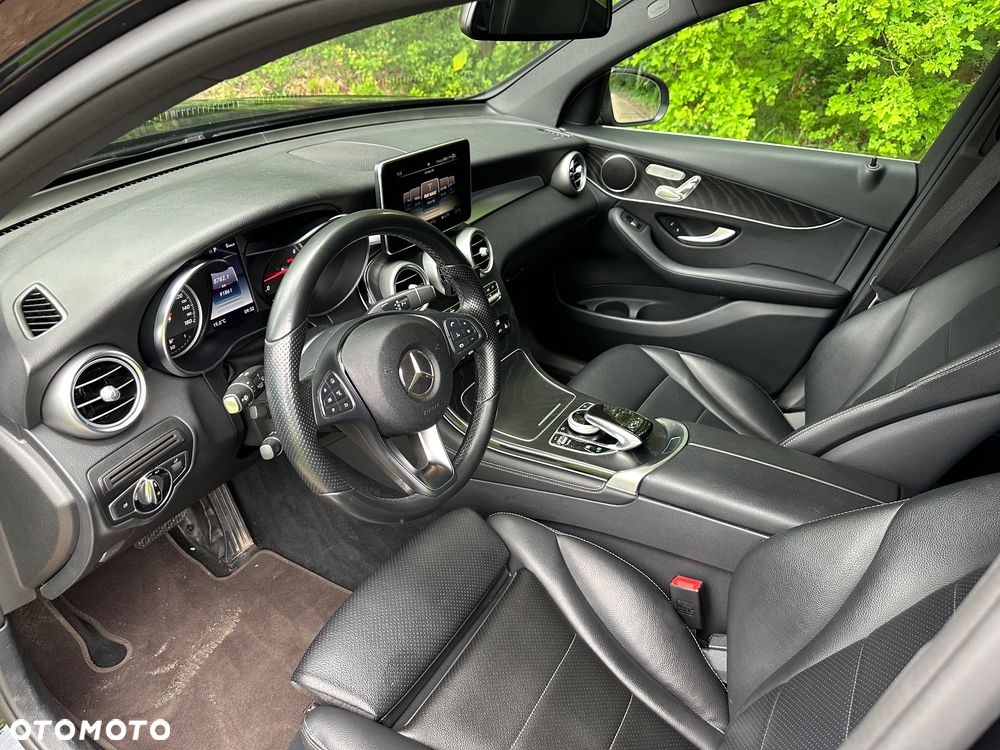 Mercedes-Benz GLC 300 4Matic 9G-TRONIC Exclusive - 4