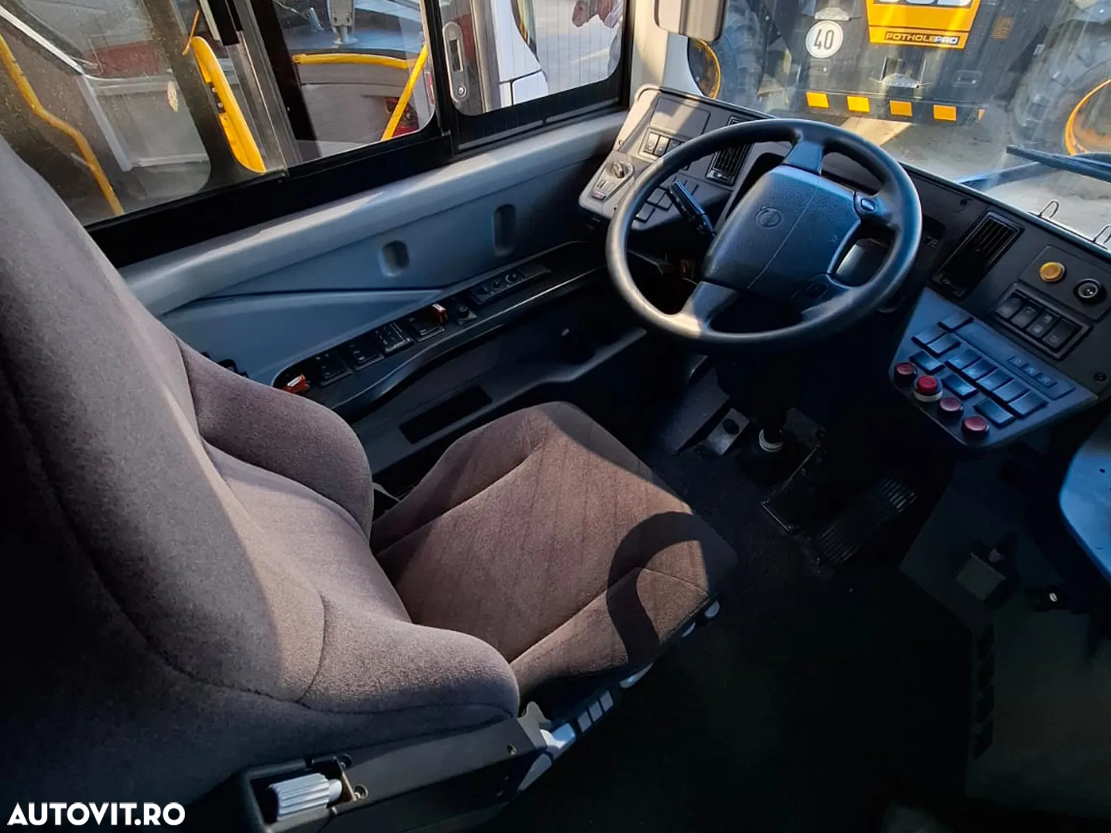 Volvo 8900AH Hybrid - 4
