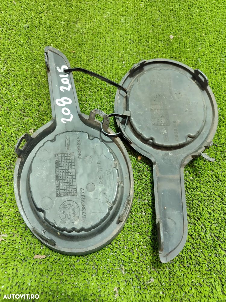 GRILA PROIECTOR CEATA FATA (2 BUC.) PEUGEOT 208 1.2 BENZINA 2015 COD OEM 9673856977 / 9673857077 / 2012-2019 - 6