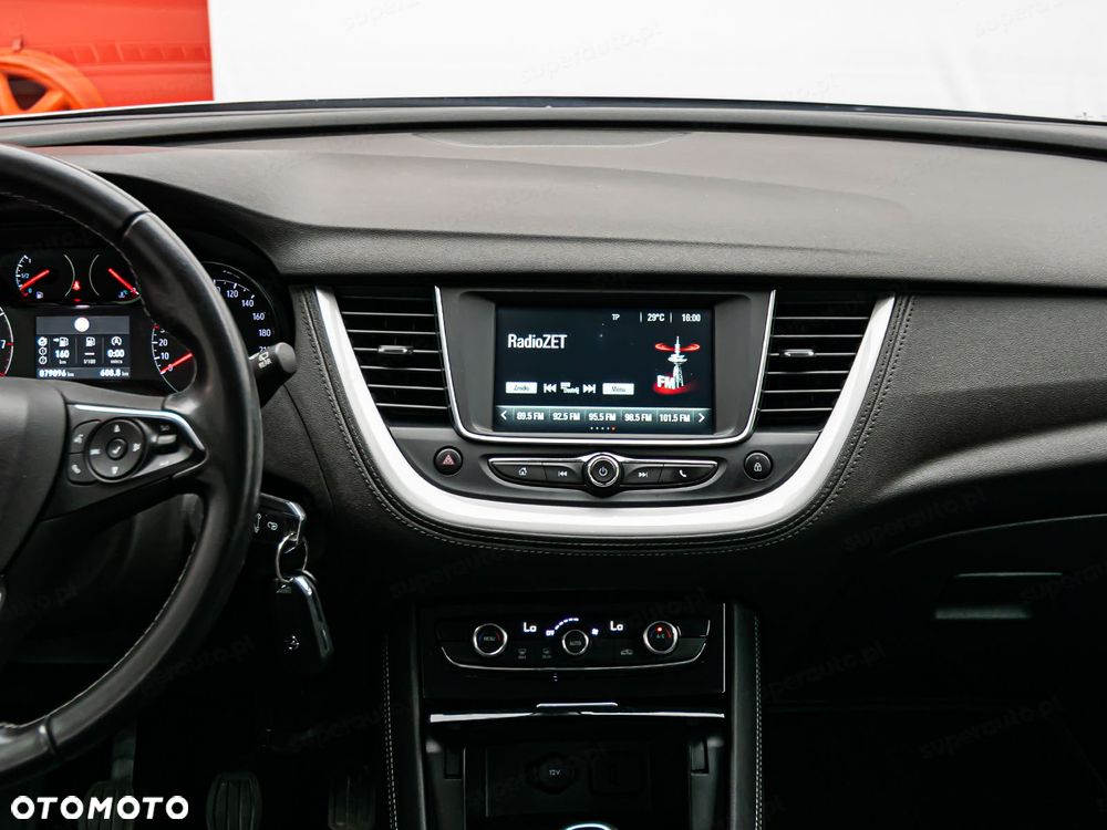 Opel Grandland X 1.2 T GPF Edition S&S - 16