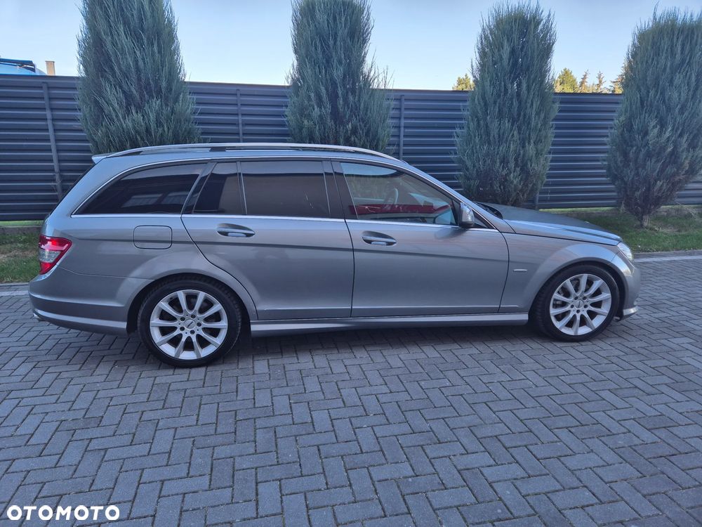 Mercedes-Benz Klasa C 320 T CDI DPF 4Matic 7G-TRONIC Avantgarde - 7