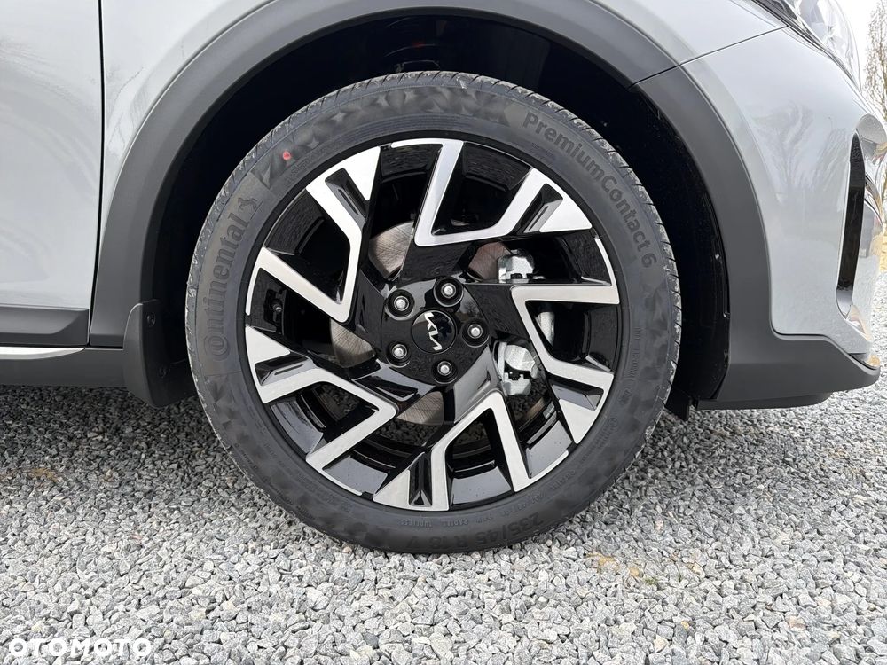 Kia XCeed 1.6 T-GDI Tribute DCT - 24