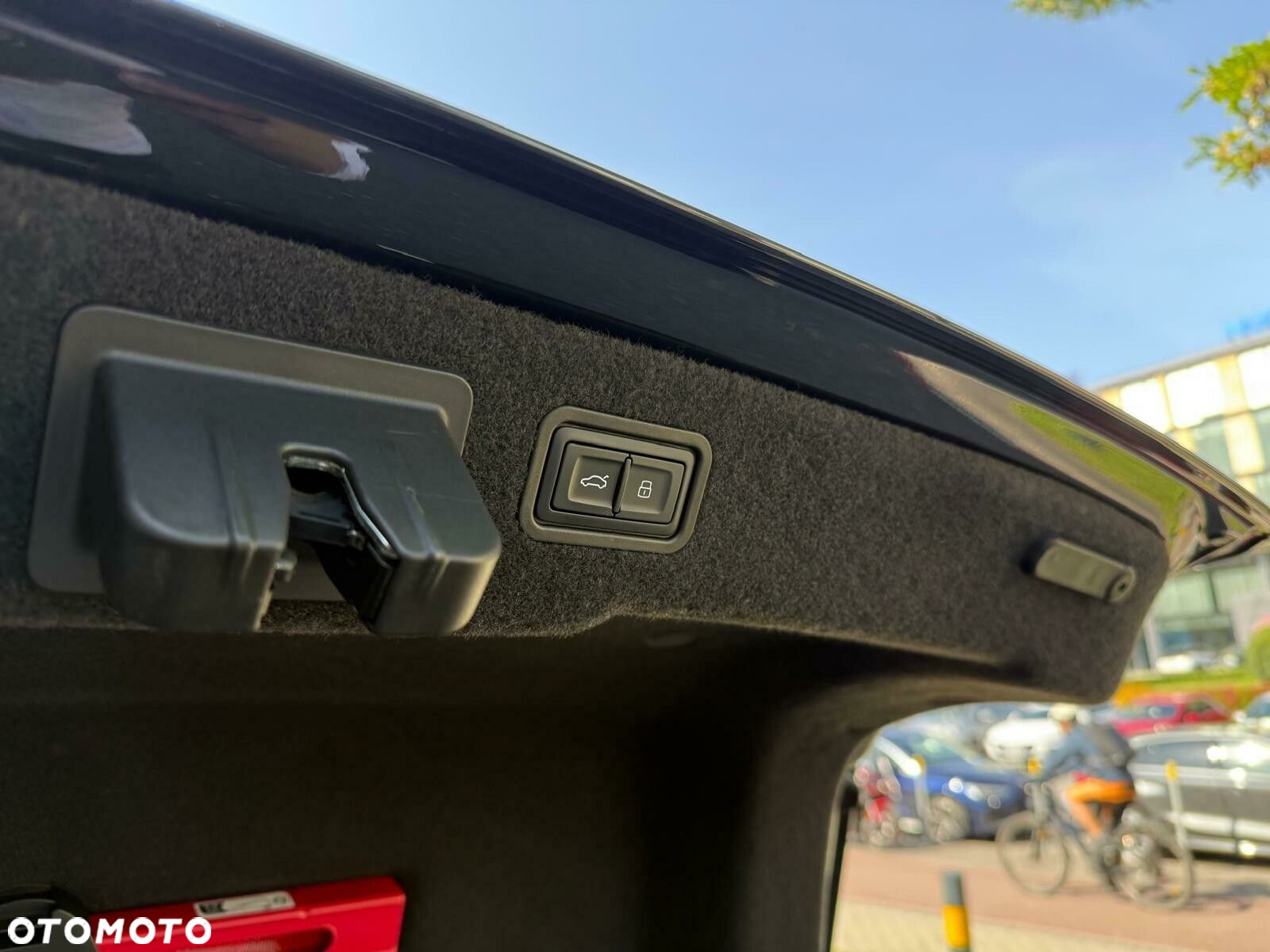 Audi A8 - 10