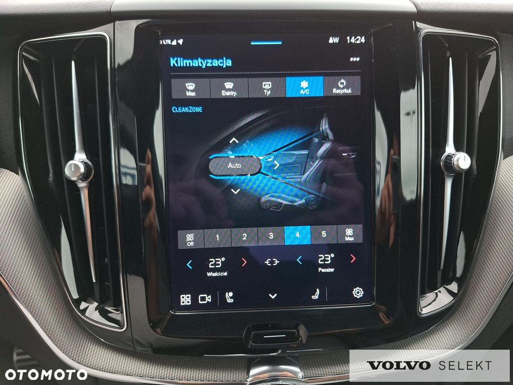 Volvo XC 60 - 23