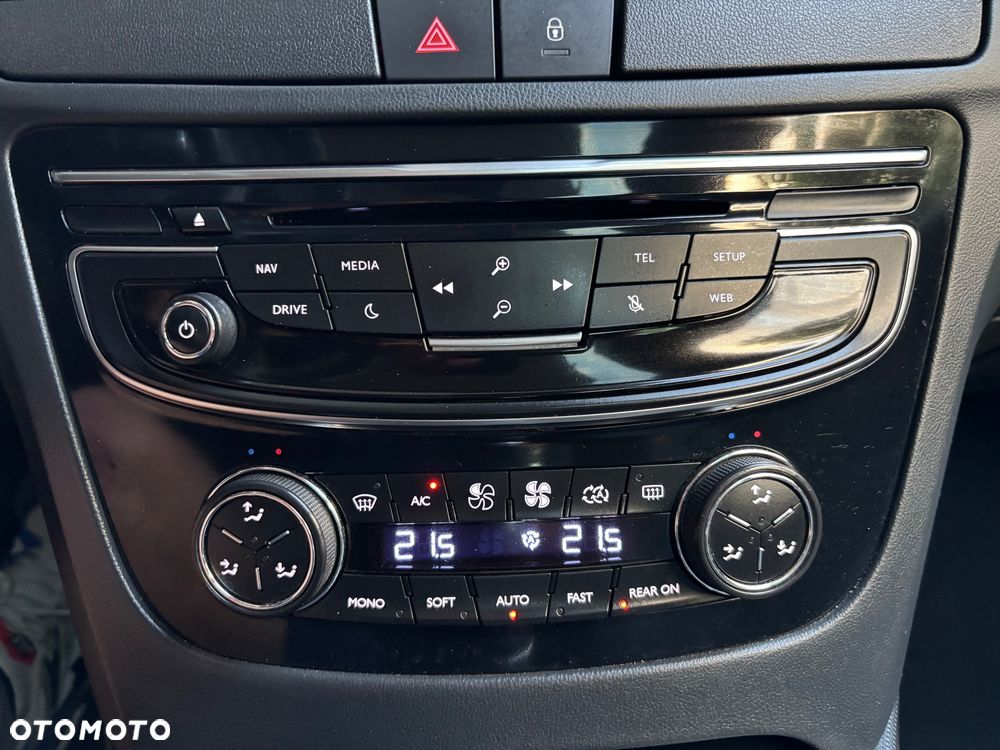 Peugeot 508 BlueHDi FAP 180 Automatik Stop&Start Allure - 33