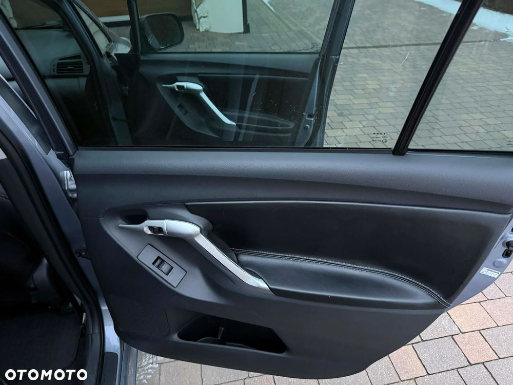 Toyota Verso 2.0 D-4D Sol 7os - 16