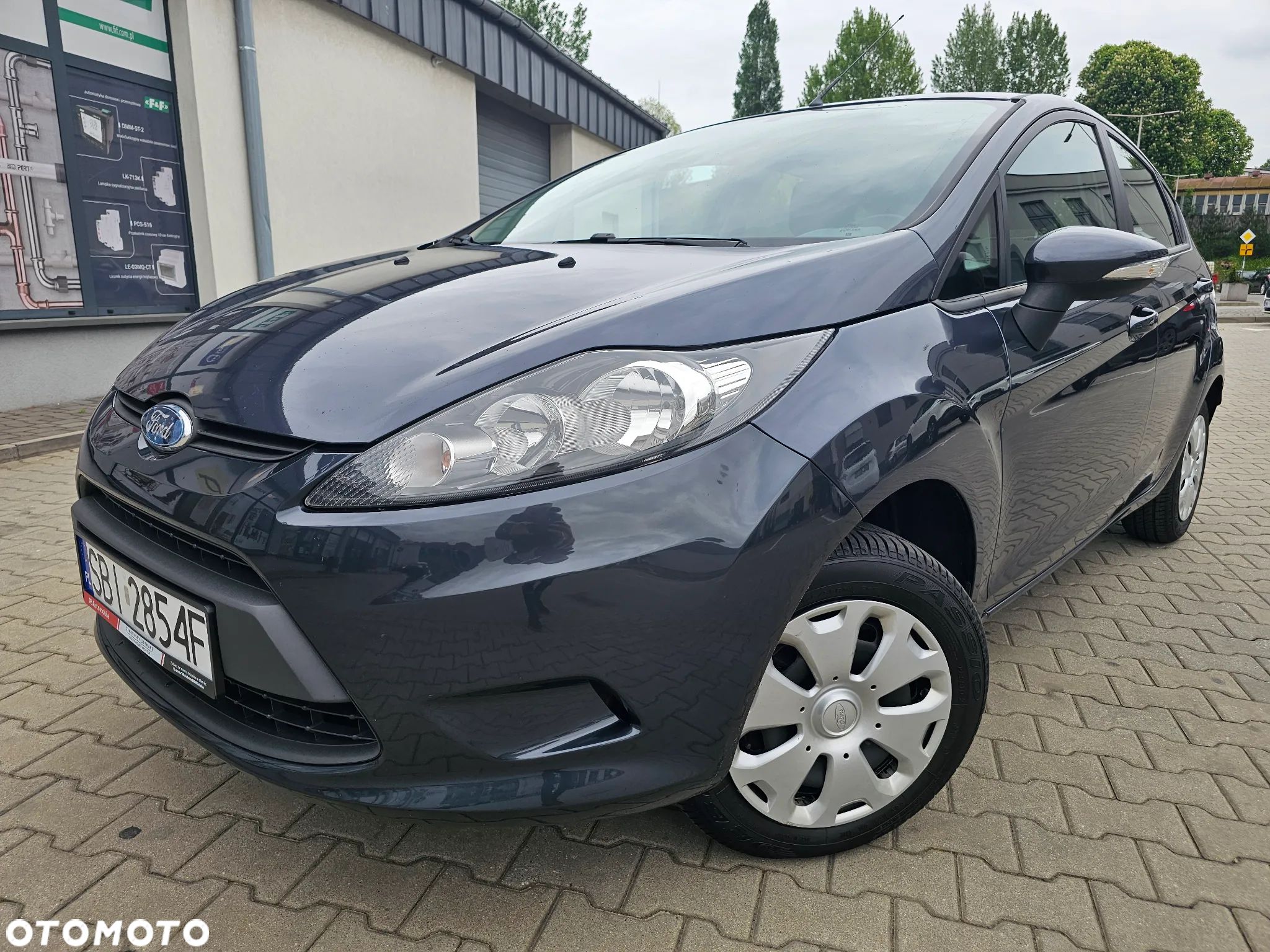 Ford Fiesta 1.25 Ambiente - 1