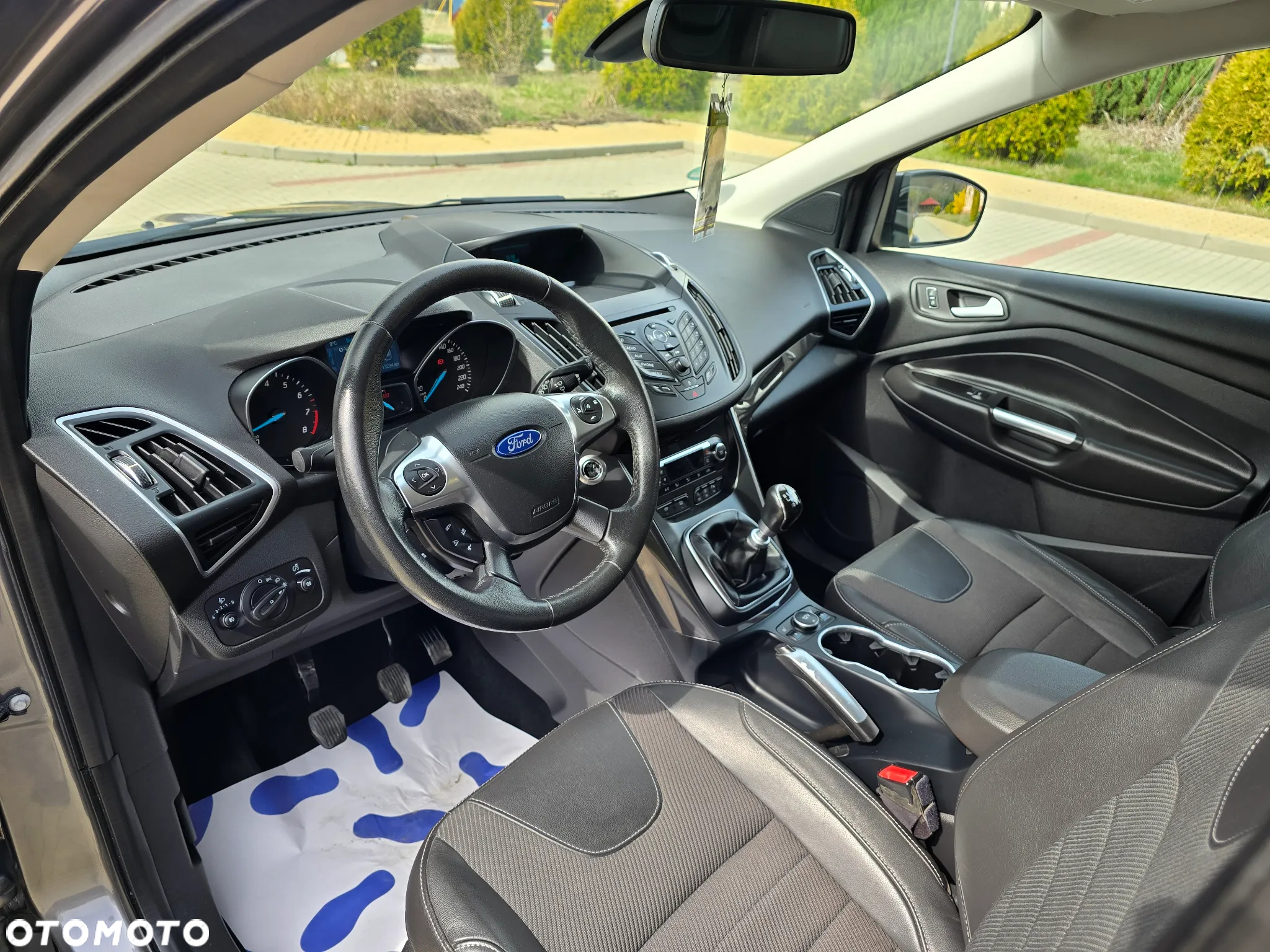 Ford Kuga 1.6 EcoBoost 2x4 Individual - 15