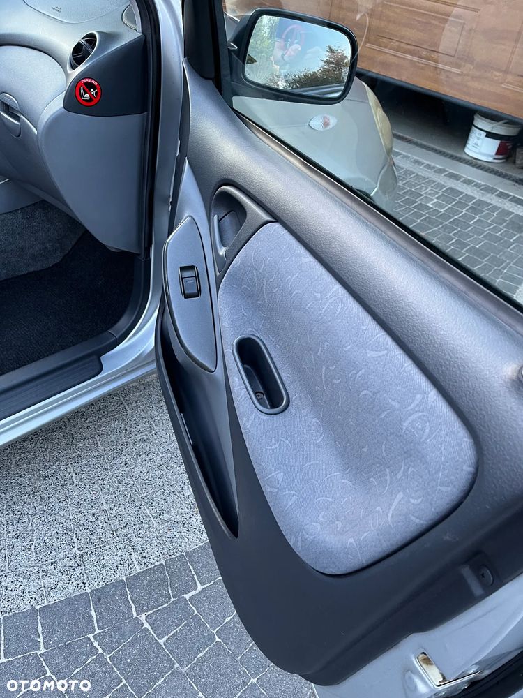 Toyota Yaris 1.3 Luna - 13
