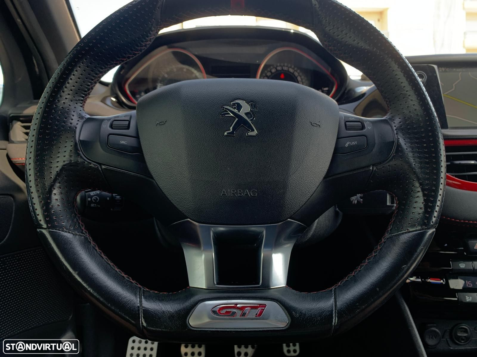 Peugeot 208 1.6 THP GTi - 24
