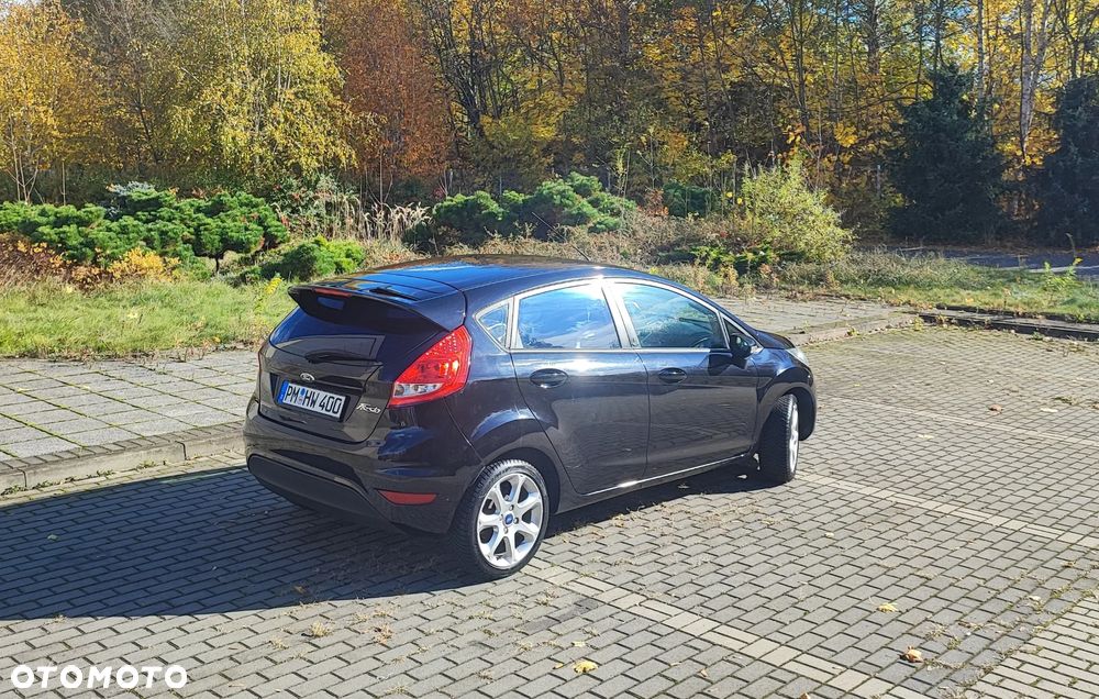 Ford Fiesta 1.25 Champions Edition - 9