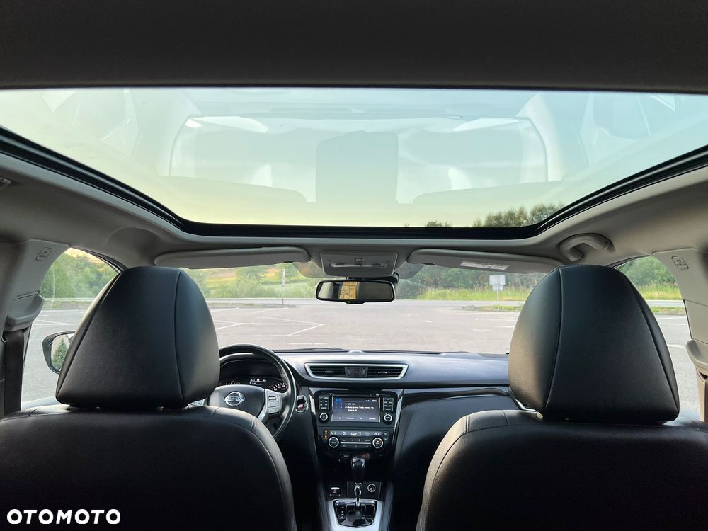 Nissan Qashqai 1.6 DCi Tekna Xtronic - 17