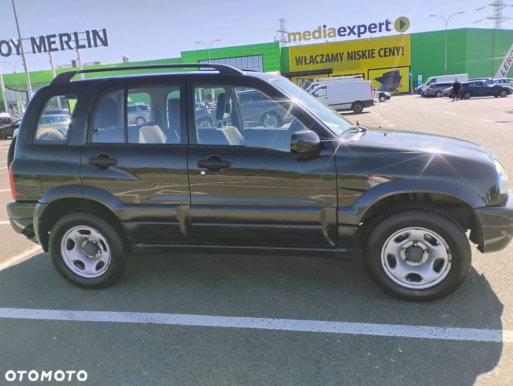 Suzuki Grand Vitara 2.0 - 4