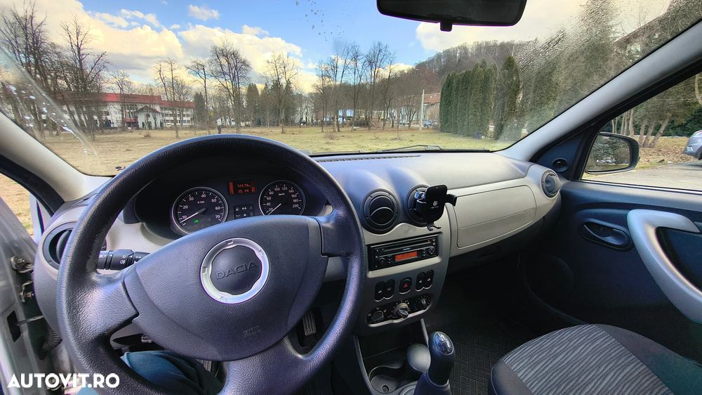 Dacia Logan 1.2 16V Preferance - 6