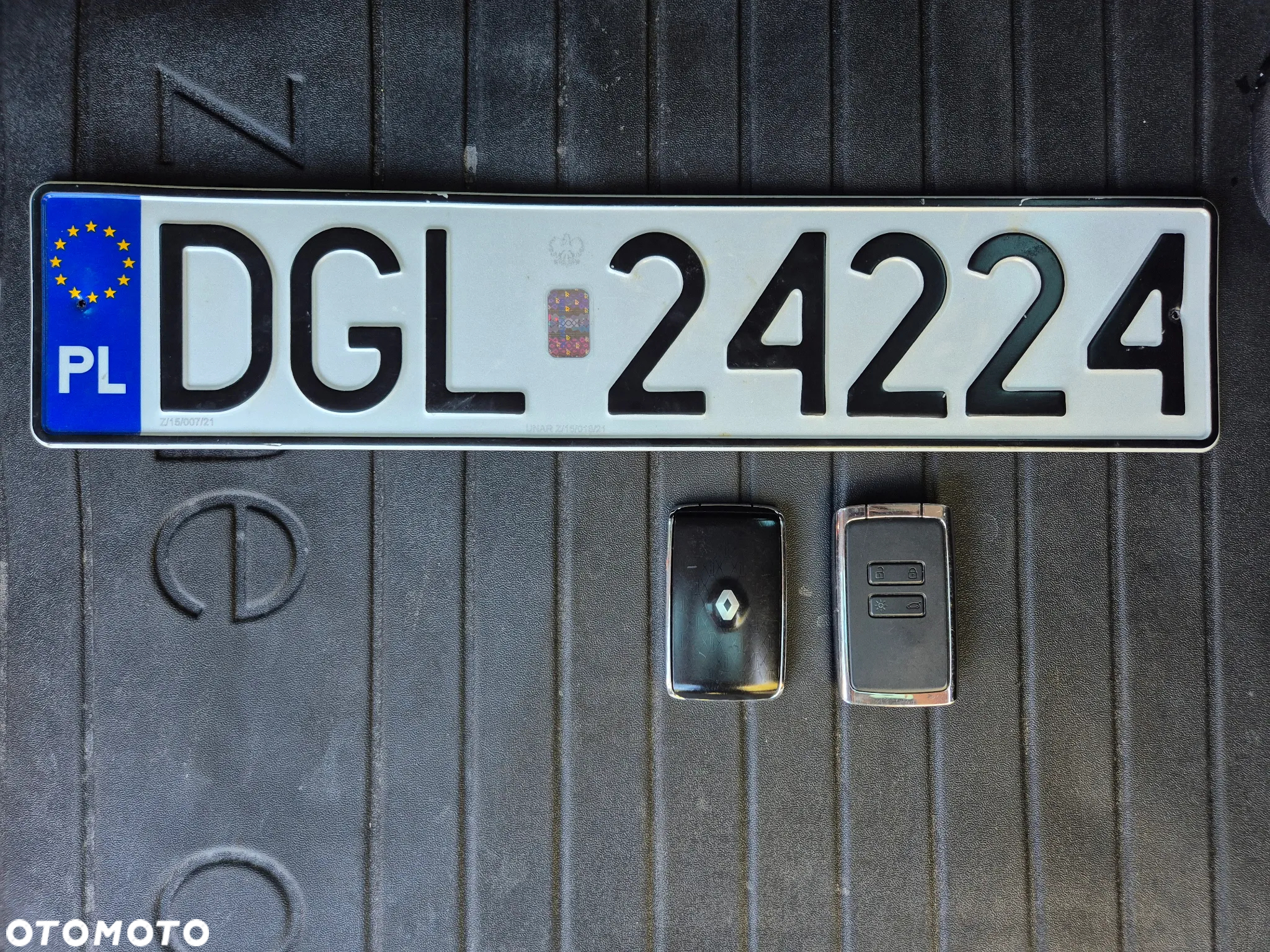 Renault Espace 1.6 dCi Energy Initiale Paris EDC 7os - 27