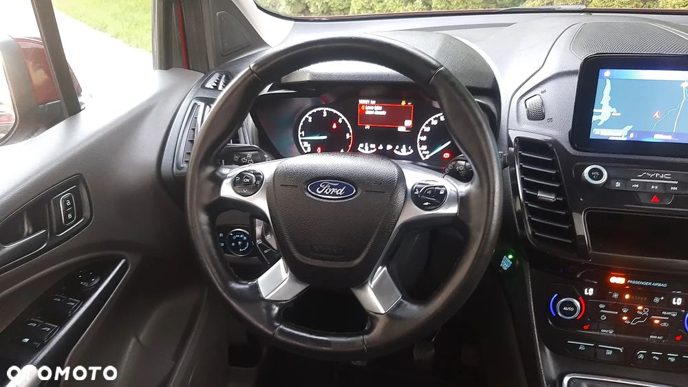 Ford Tourneo Connect 1.5TDCi Start-Stop Titanium - 20