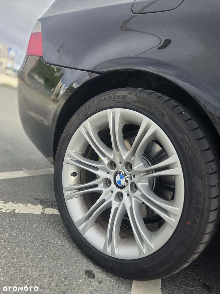 BMW Seria 5 525d - 11