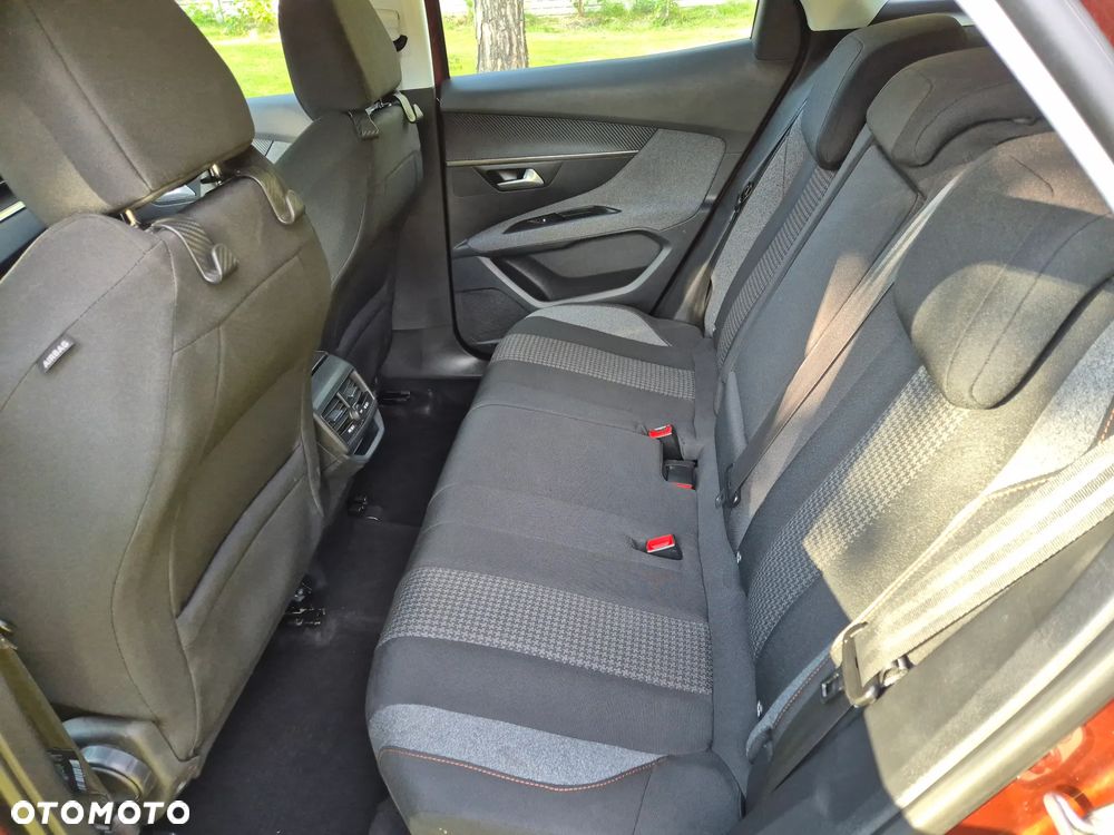 Peugeot 3008 1.2 PureTech Active S&S - 8