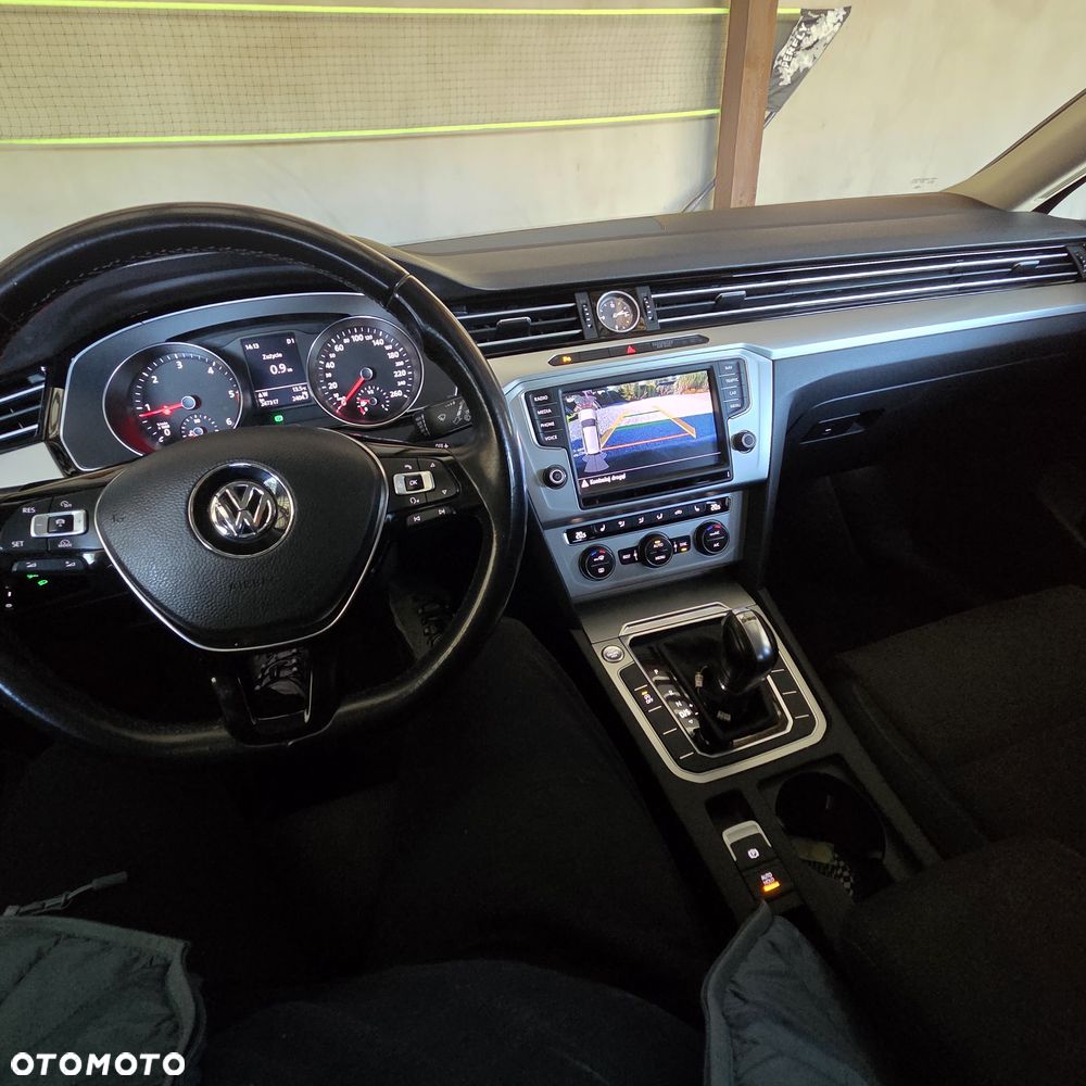 Volkswagen Passat 2.0 TDI BMT Comfortline DSG - 19