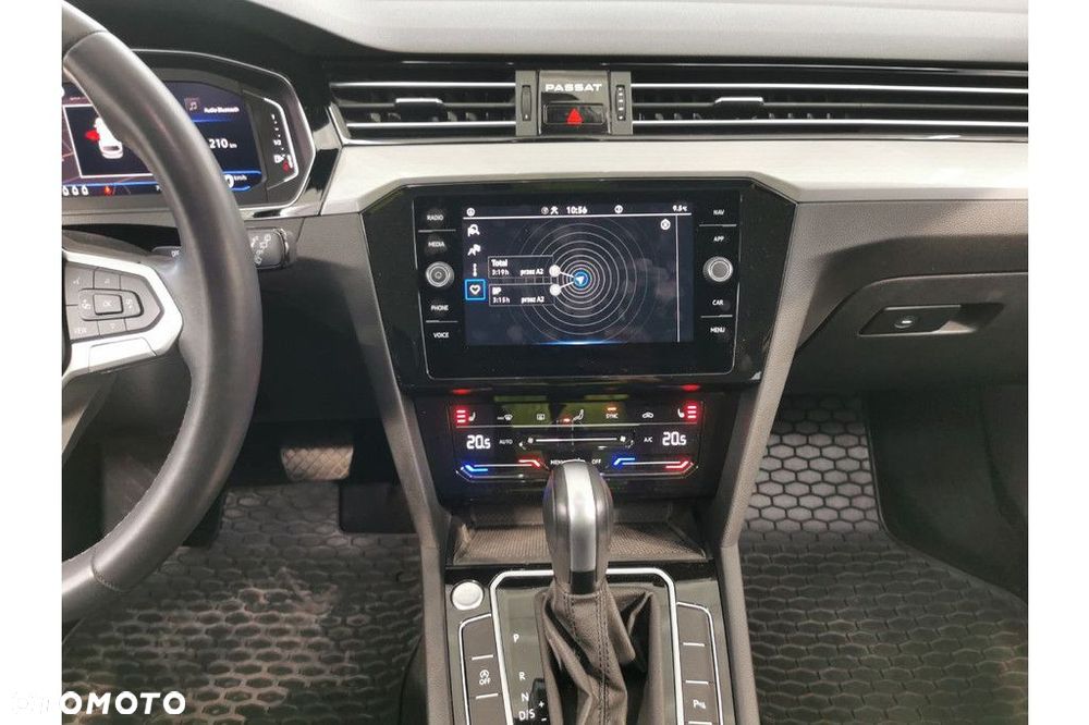 Volkswagen Passat Variant - 9