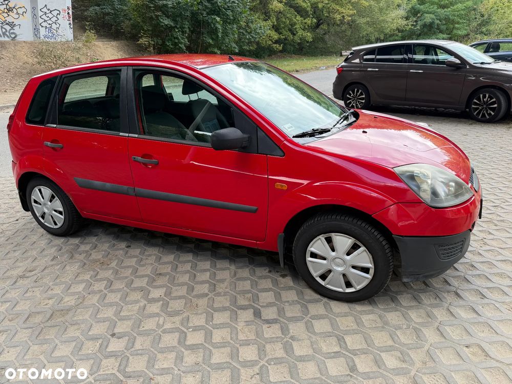 Ford Fiesta 1.3 - 7