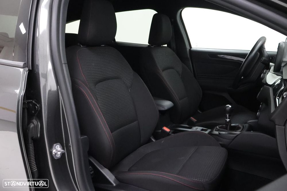 Ford Focus SW 1.0 EcoBoost MHEV ST-Line - 27