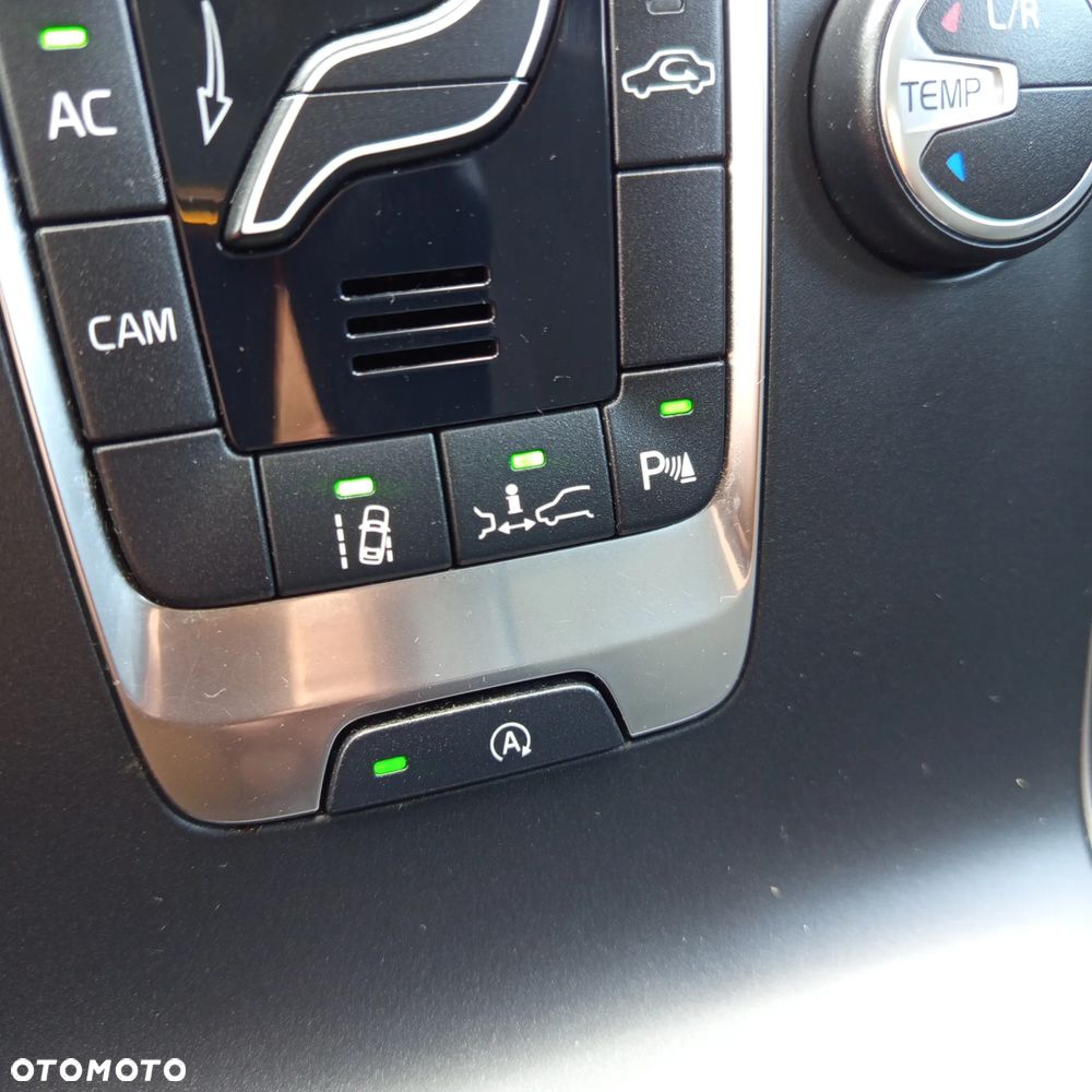Volvo V40 D4 You - 10