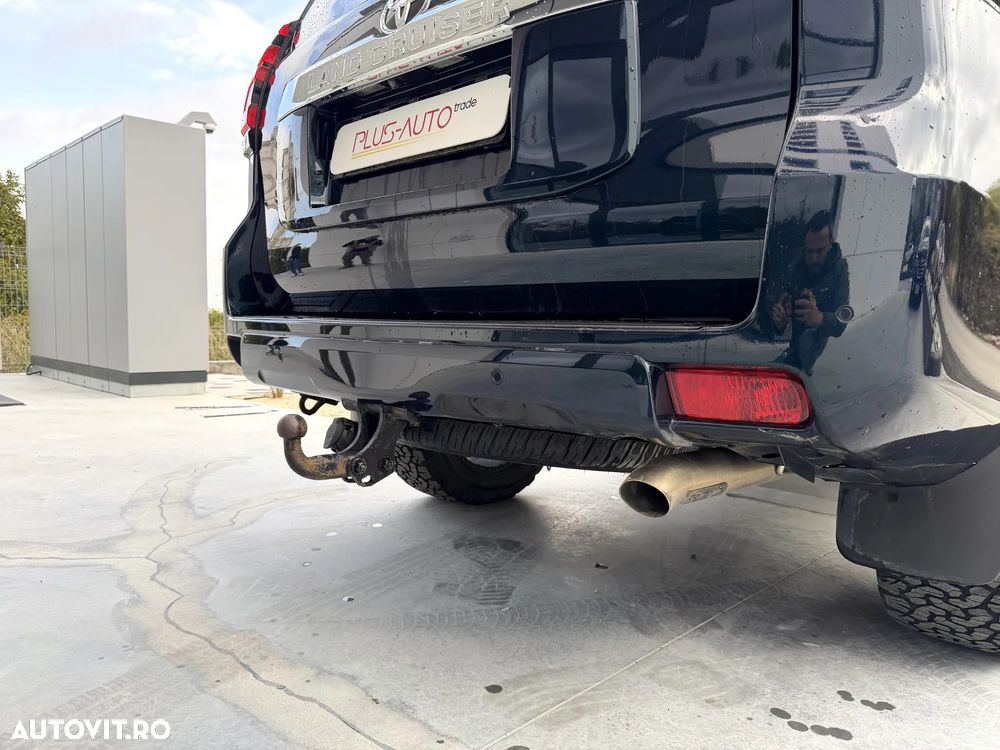 Toyota Land Cruiser 2.8l D-4D 204 CP A/T 7 locuri Luxury AVS - 11