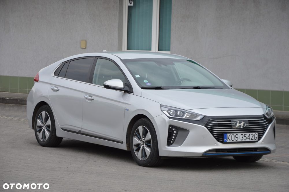 Hyundai IONIQ - 2