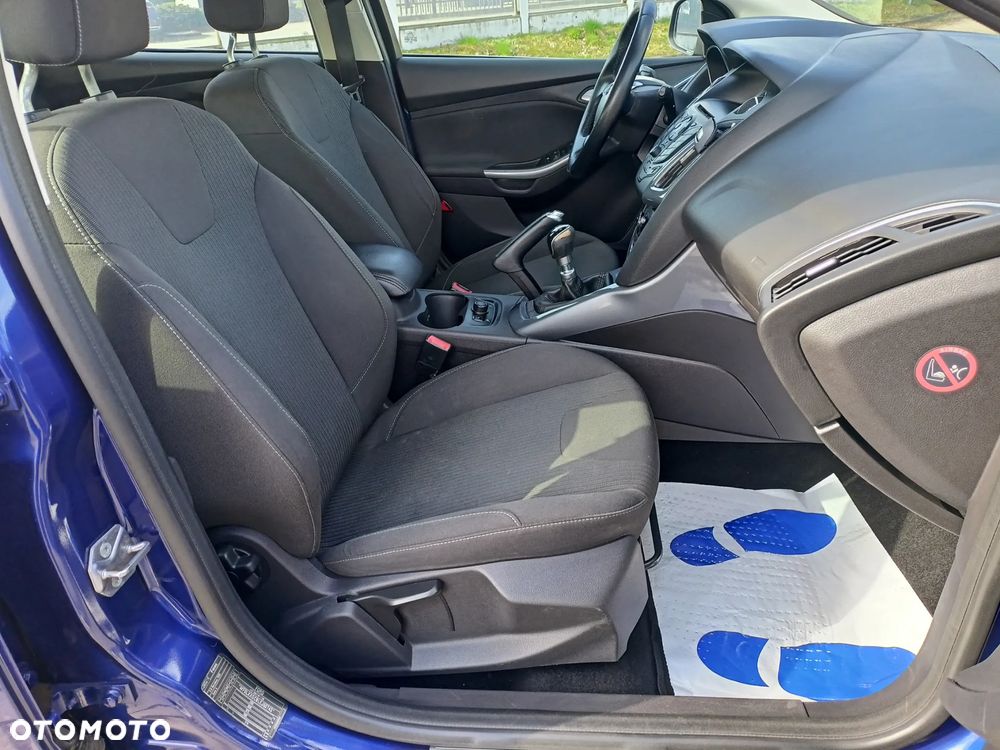 Ford Focus - 11