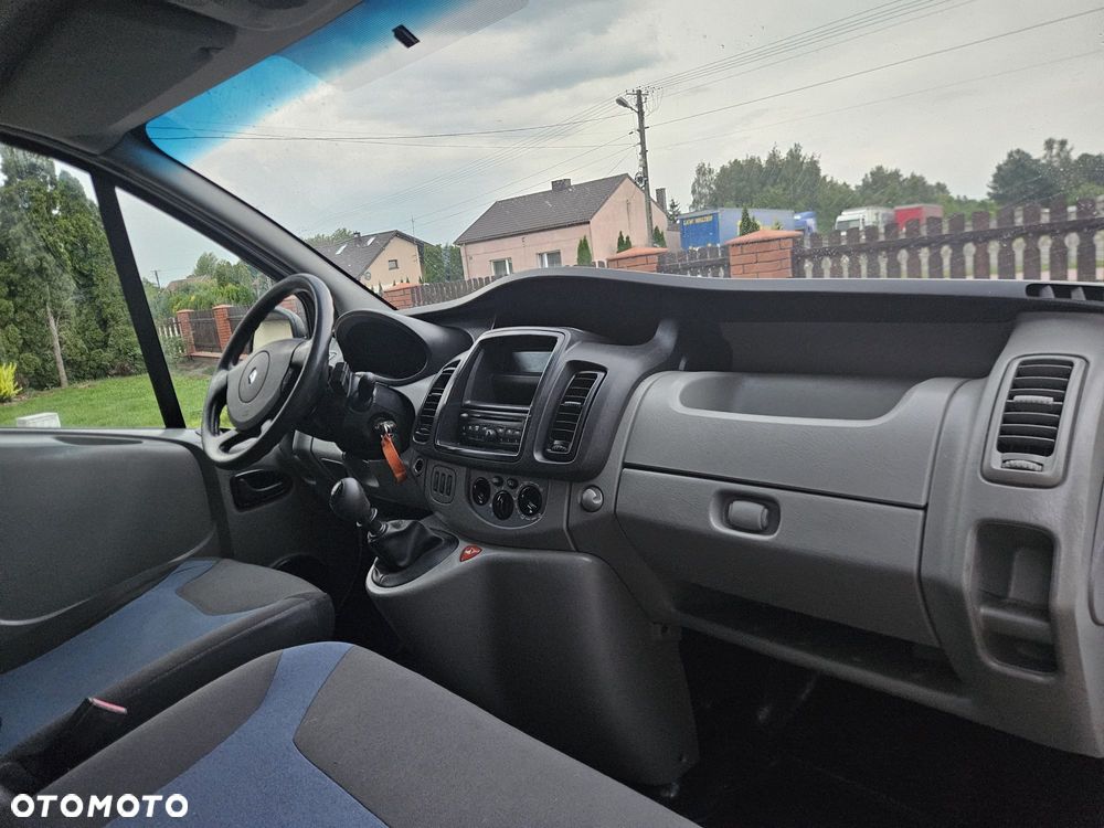 Renault Trafic - 13