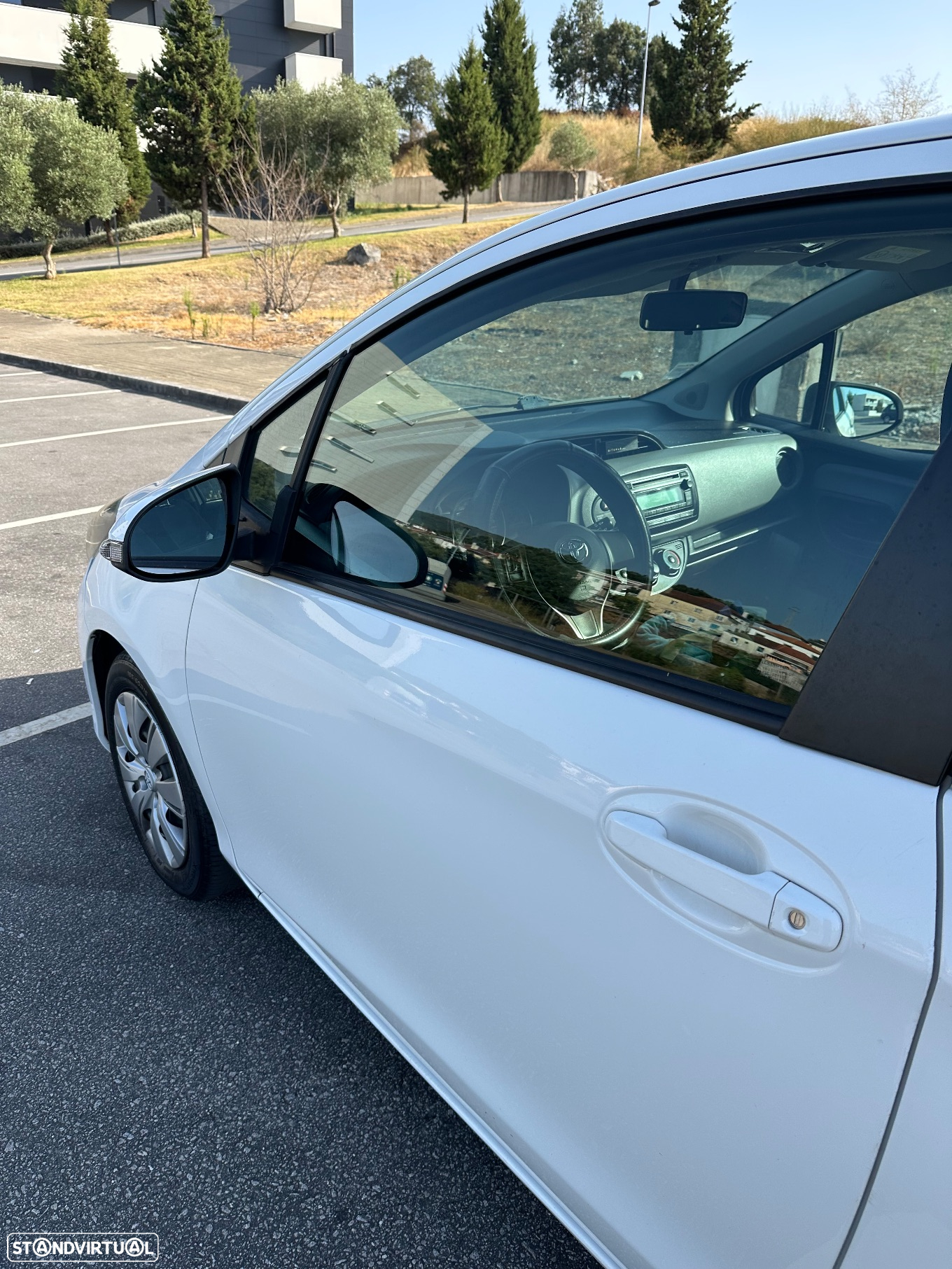 Toyota Yaris 1.4 D-4D Comfort - 12