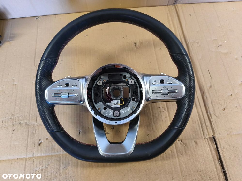 KIEROWNICA ŁOPATKI AMG CZERWONA NIĆ MERCEDES W118 CLA - 1