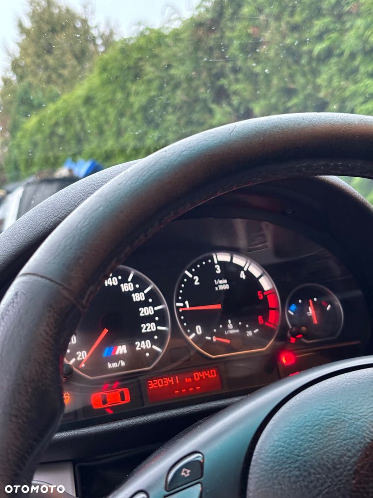 BMW Seria 3 320d - 10