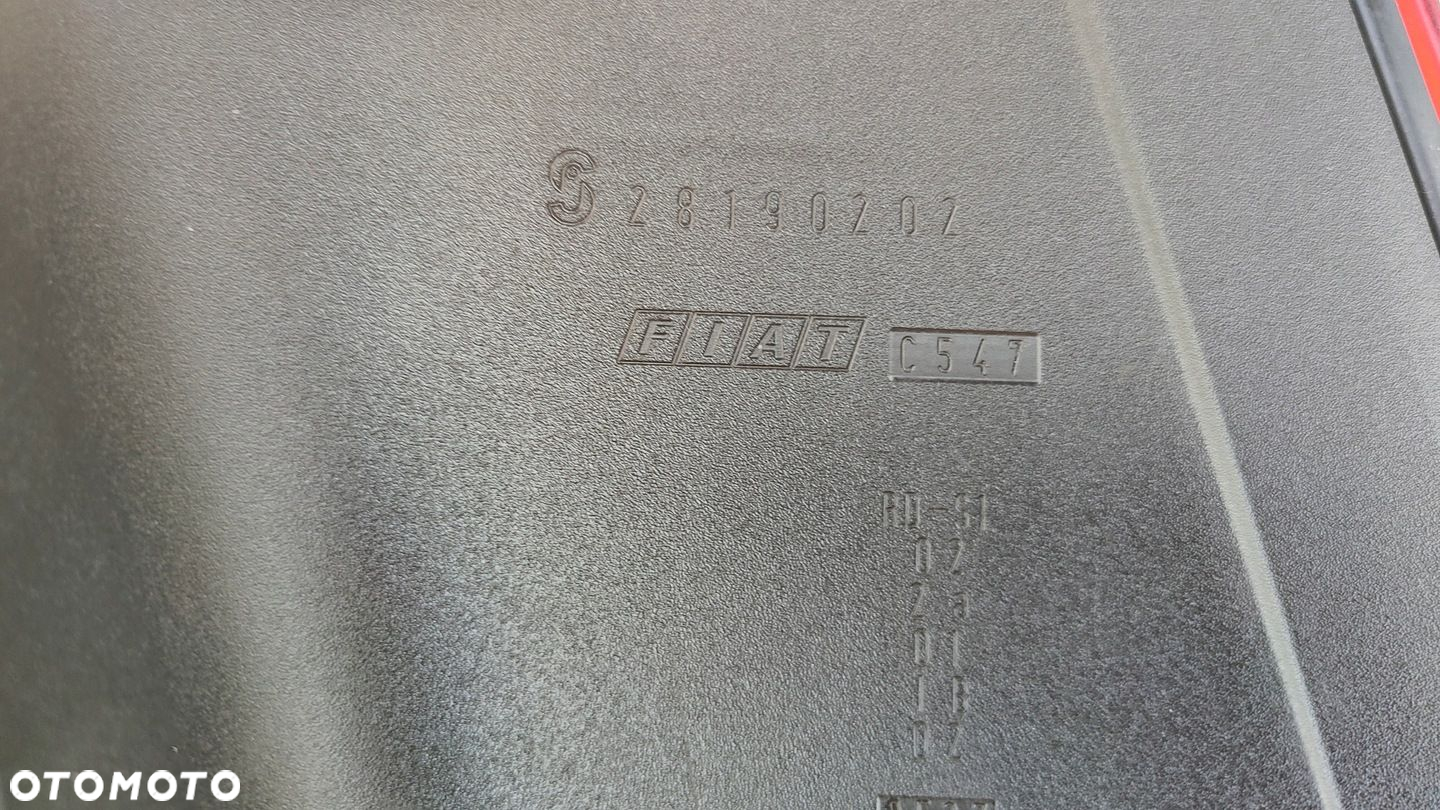 Fiat Stilo SW kombi lampa tylna prawa.Kompletna - 6
