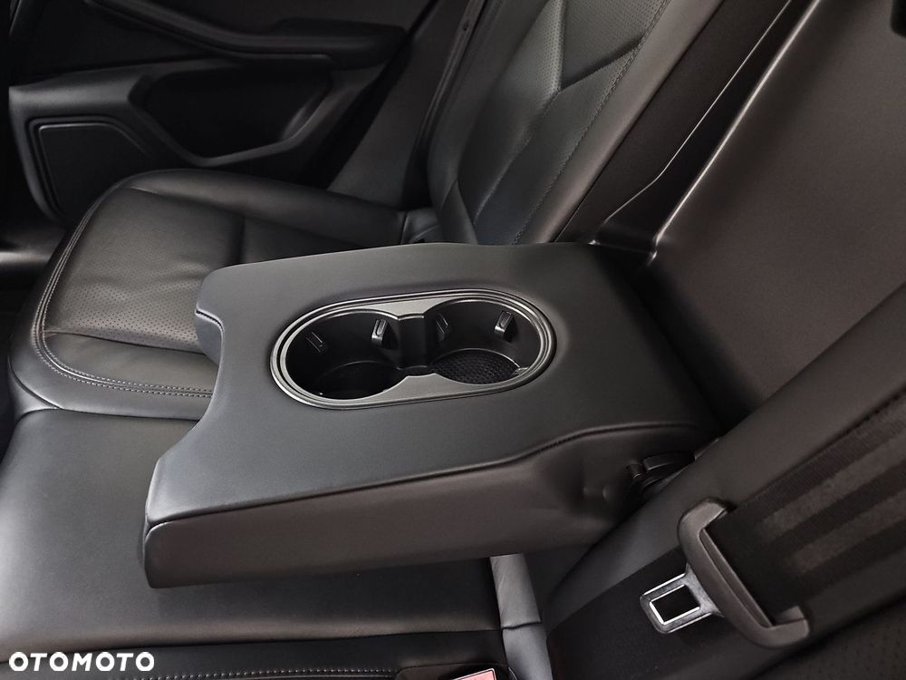 Porsche Macan Standard - 32