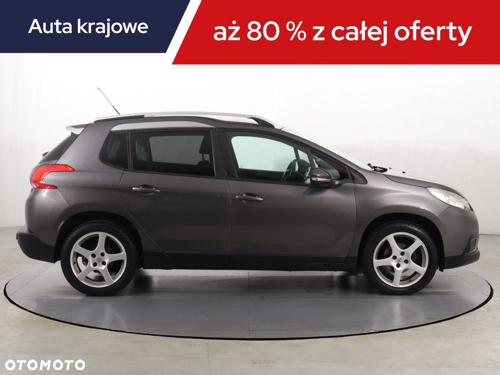Peugeot 2008 - 8