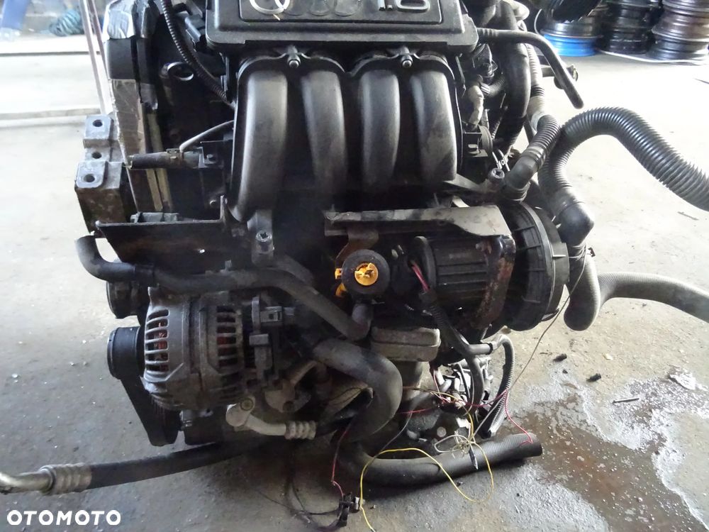 Silnik Audi 1.6 BGU (Goły słupek) - 2
