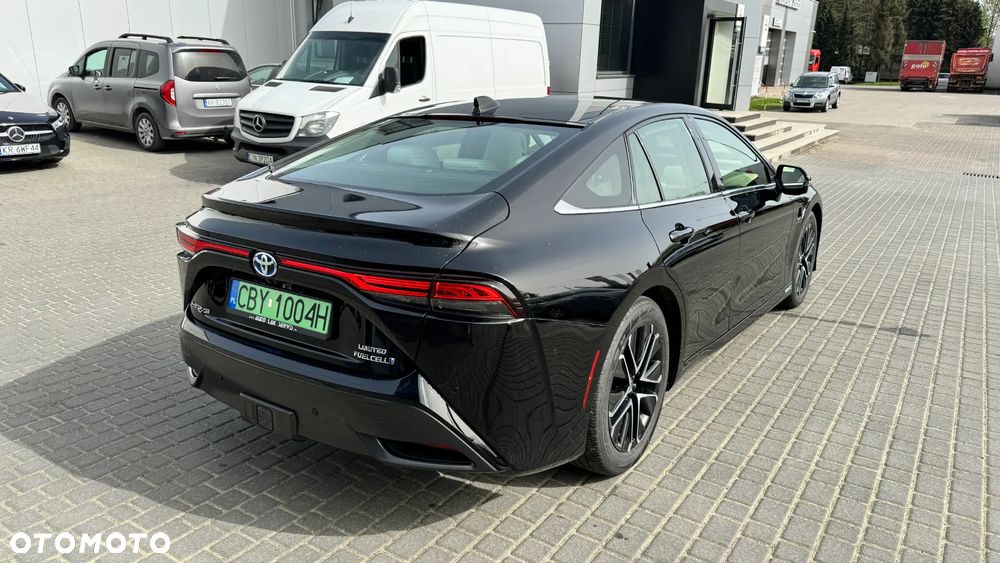 Toyota Mirai Luxury - 4