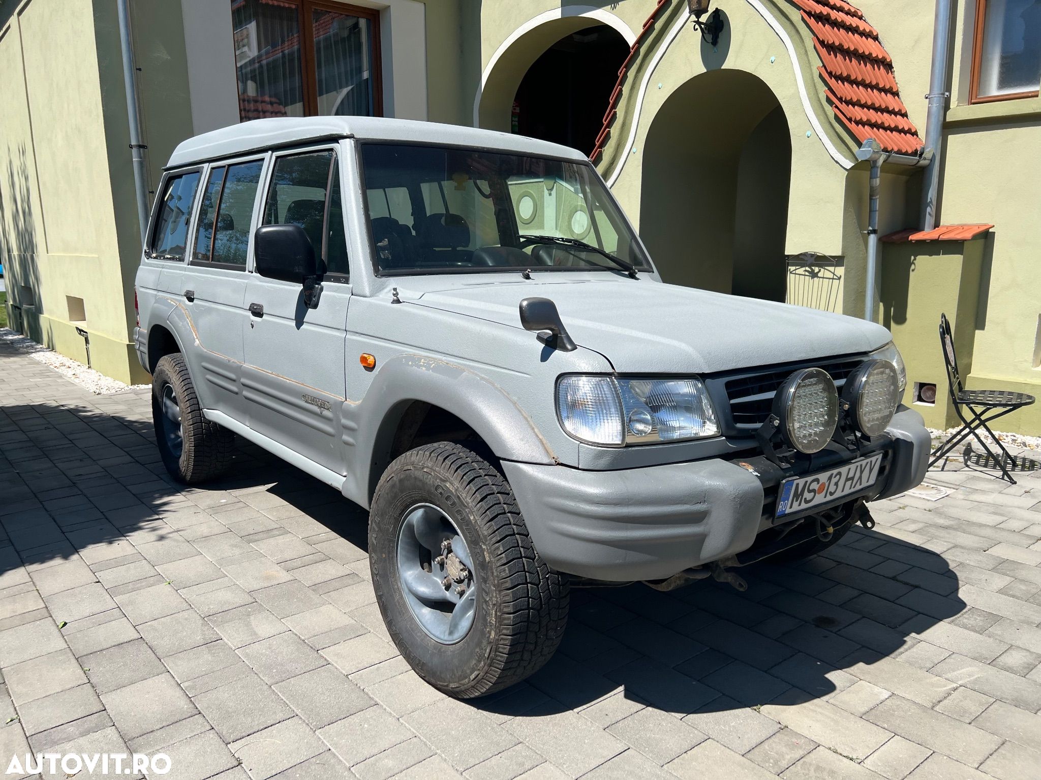 Hyundai Galloper - 1