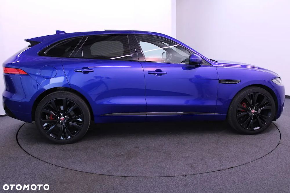 Jaguar F-Pace - 3