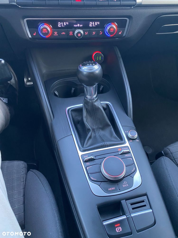 Audi A3 Sportback - 12